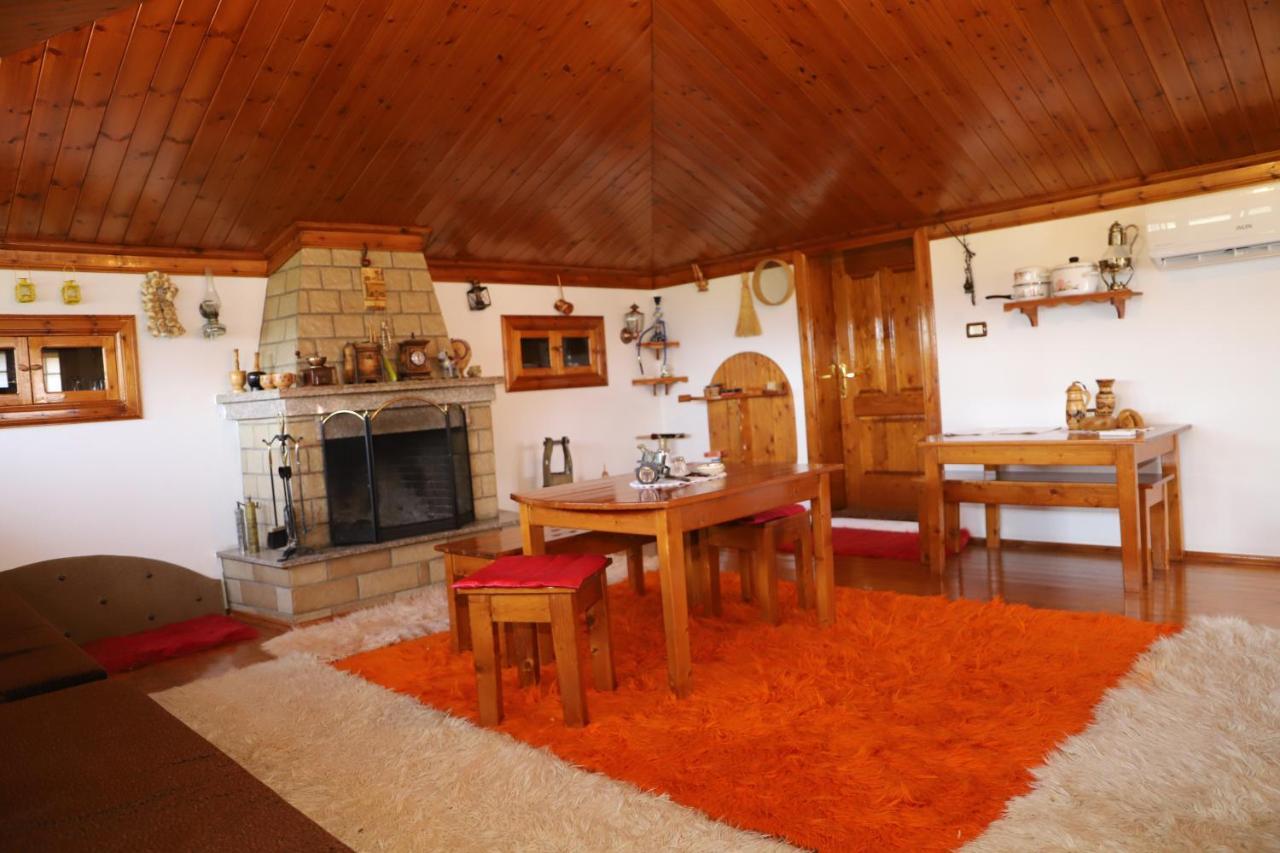 Raisa Guesthouse 12 Berat Eksteriør billede